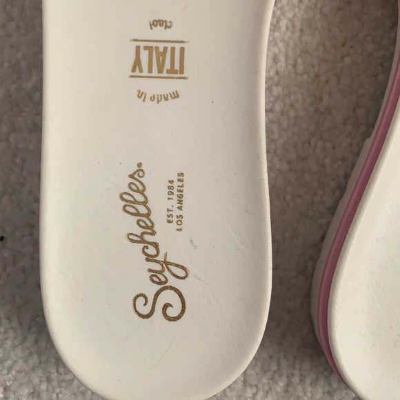 Brand new Seychelles slip on sandal - Picture 3 of 5